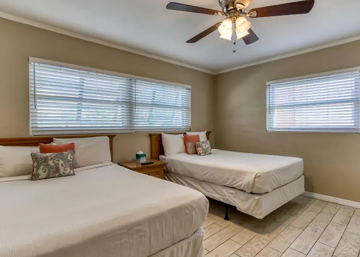 The New Collection Beachfront 4* Clearwater Beach