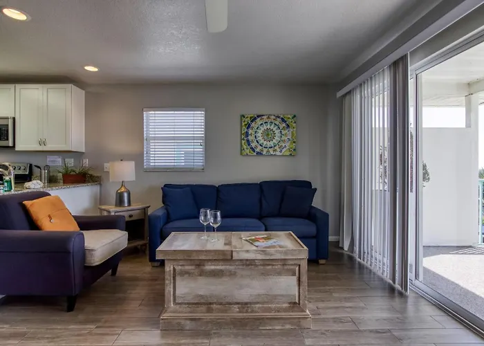 The New Collection Beachfront 4* Clearwater Beach